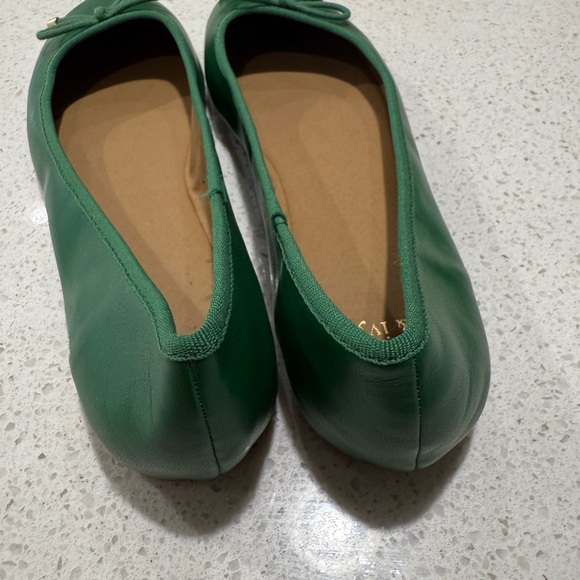 Crown & ivy Green Ballet Flats with Bow - Picture 4 of 5
